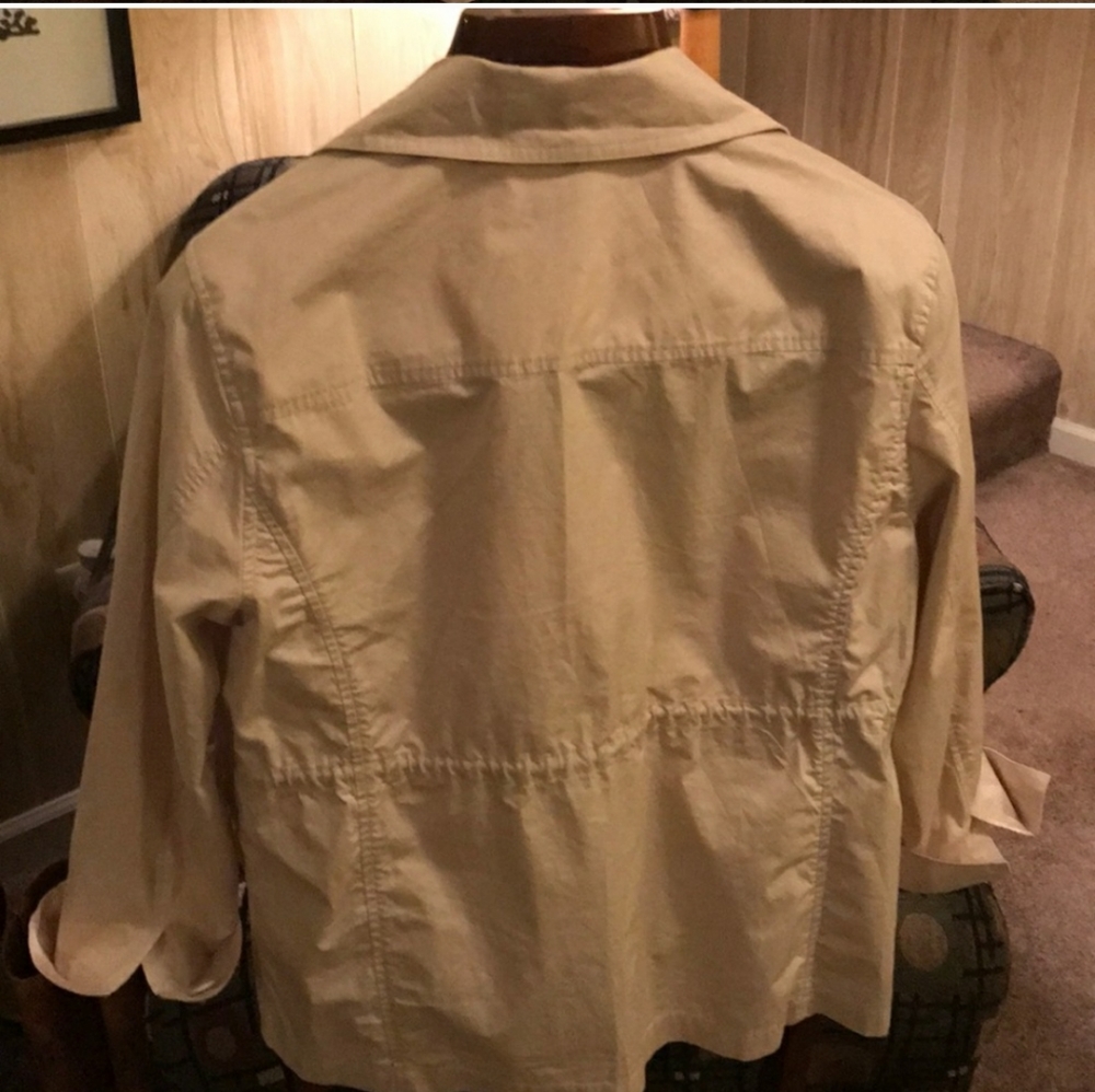 Lightweight Khaki Jacket - image 2